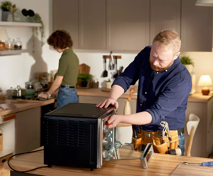 Top-Rated Oven Specialists: Your Certified Oven Repair Technician Crew in Holden, MA