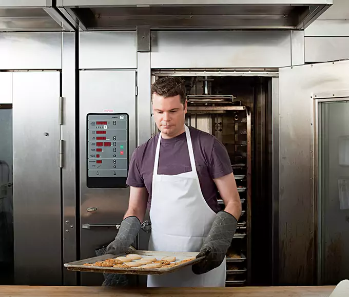 Why Holden, MA Kitchens Trust Holden Appliance Pro for Commercial Oven Repair?