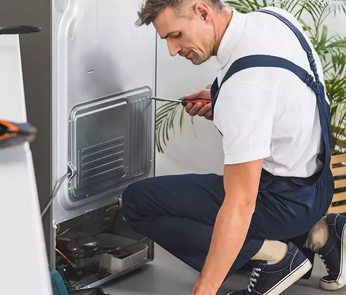 Why Holden, MA Homeowners Rely on Holden Appliance Pro for Every Mini Fridge Fix?
