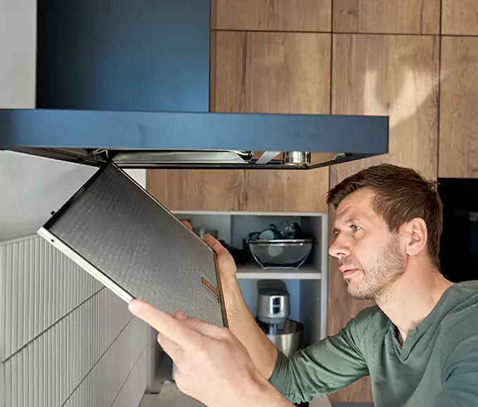Why Holden, MA Homeowners Trust Holden Appliance Pro for Every Range Hood Switch Repair and Ventilation Job?